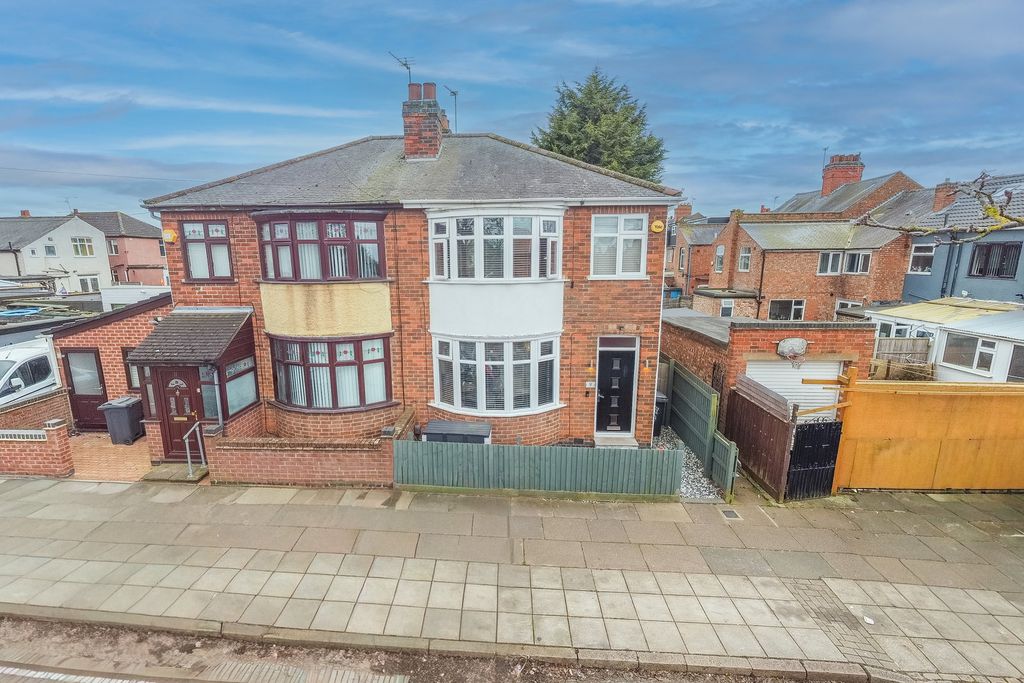 Property photo 1 of 14