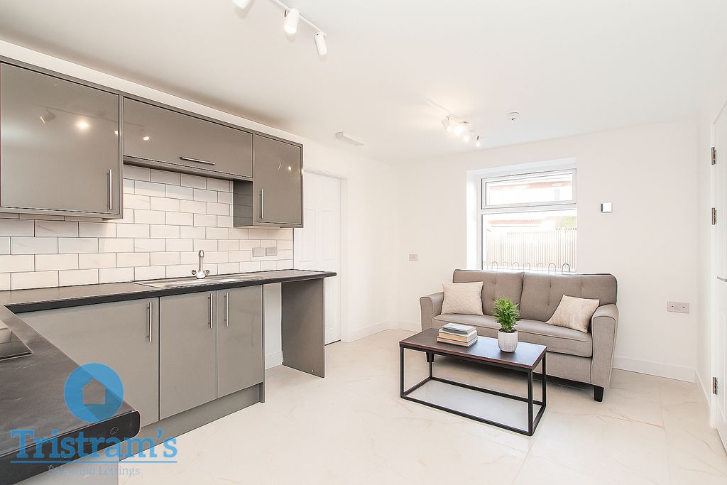 Property photo 2 of 26