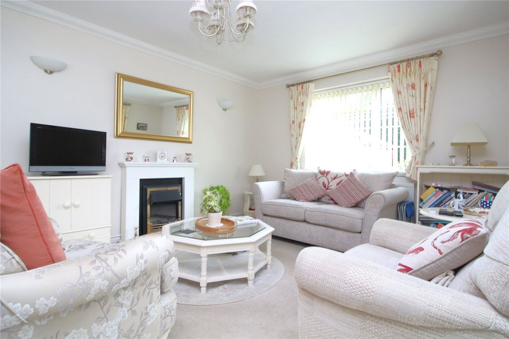 Property photo 3 of 16 Picture No. 01