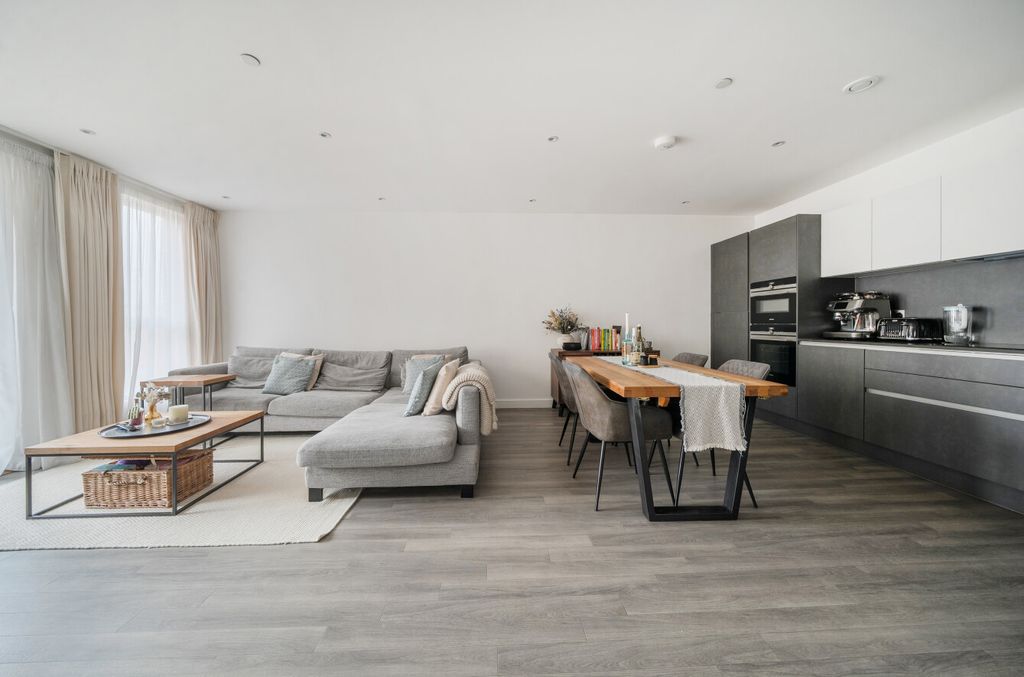 Property photo 2 of 19 1420412-14-69Aad0...
