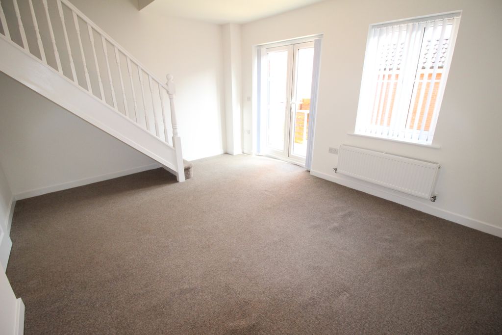 Property photo 3 of 10 Sitting Room