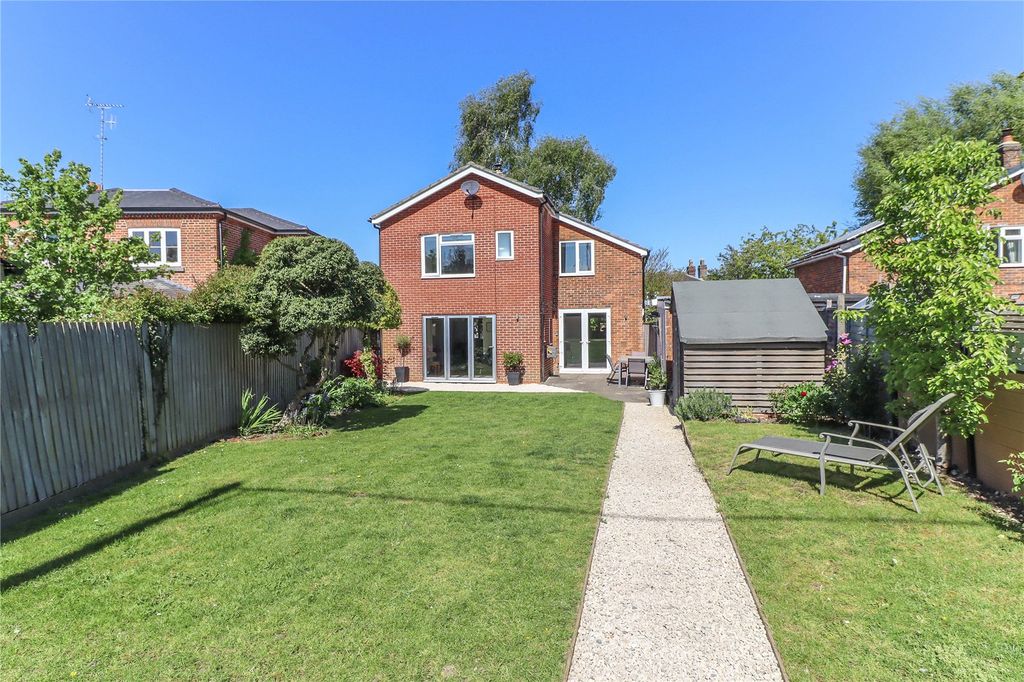Property photo 3 of 28 Picture No. 26