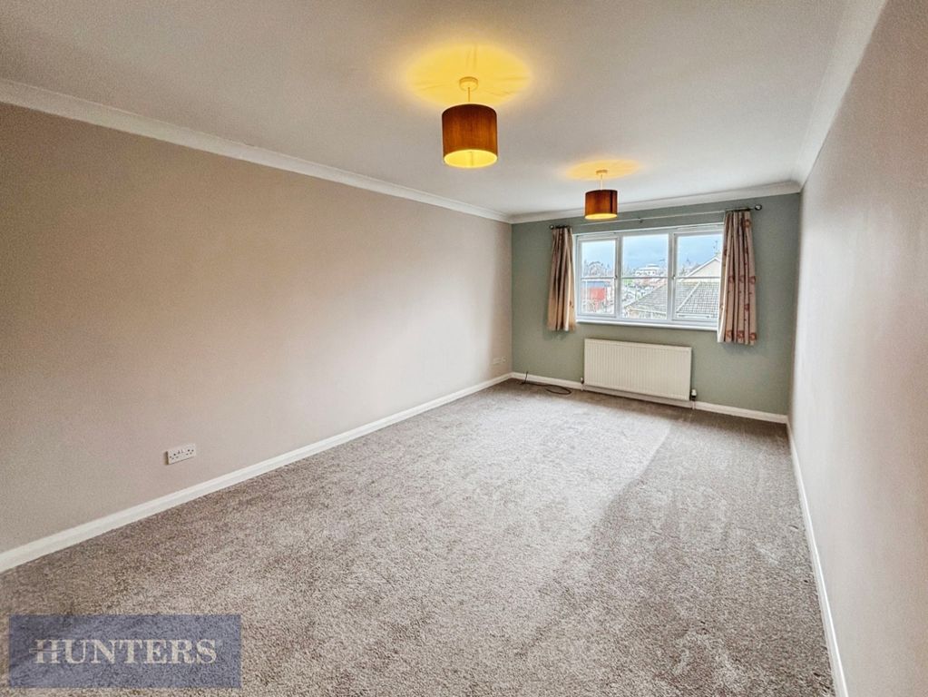 Property photo 3 of 8 Pbox-Img.Jpeg