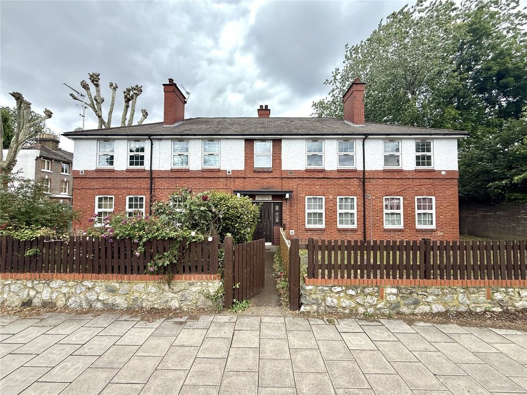Property photo 1 of 7 Exterior
