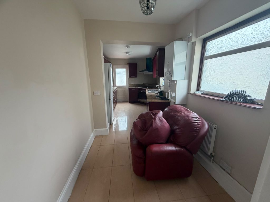 Property photo 2 of 22 Whatsapp Image 2026-10-23 At 12.17.04 7