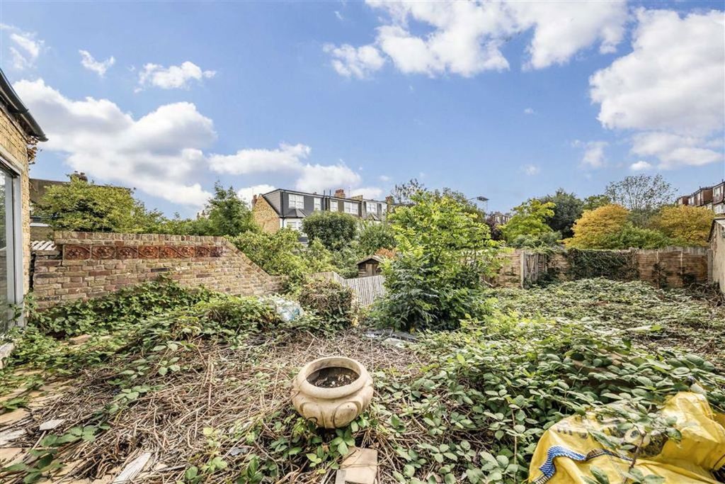 Property photo 3 of 3