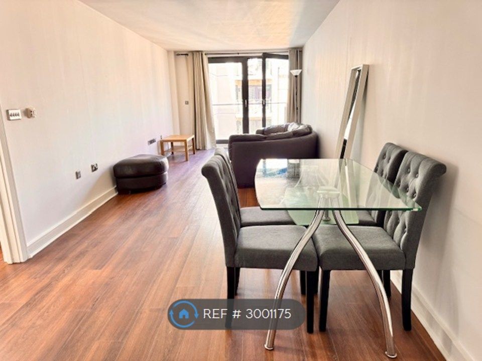 Property photo 2 of 6 Lounge