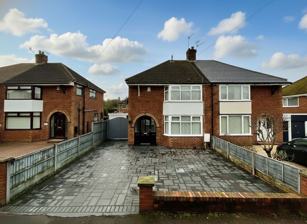 Property photo 1 of 29