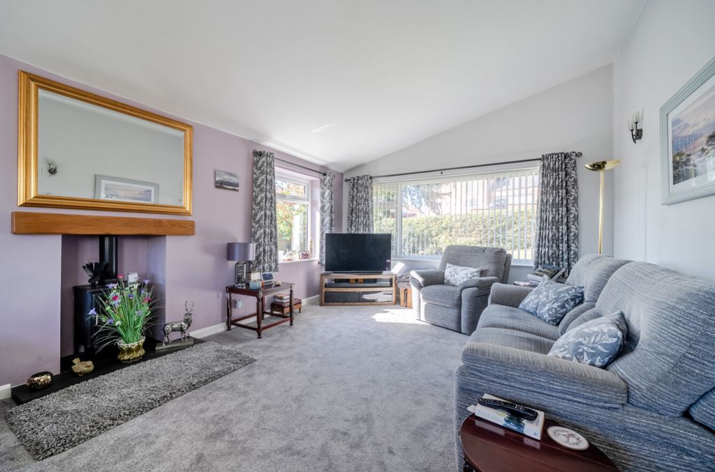 Property photo 2 of 25 1528293-12-1A0F2B22A6719
