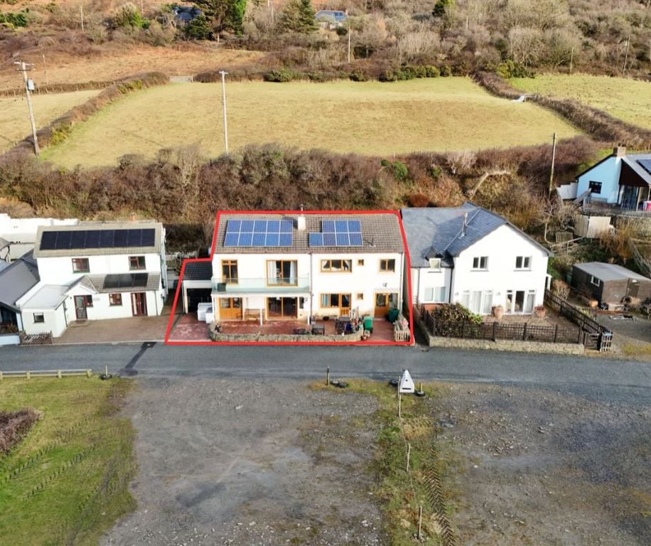 Property photo 1 of 40
