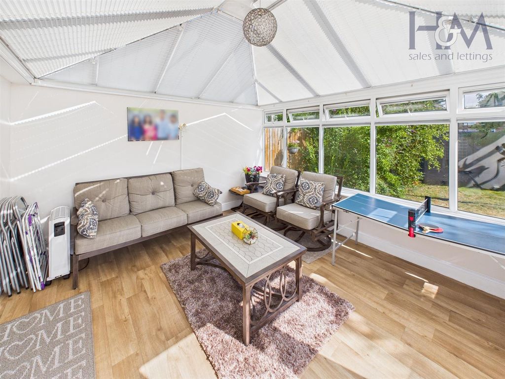 Property photo 2 of 22 Cam02804G0-Pr0359-Still006.Jpg