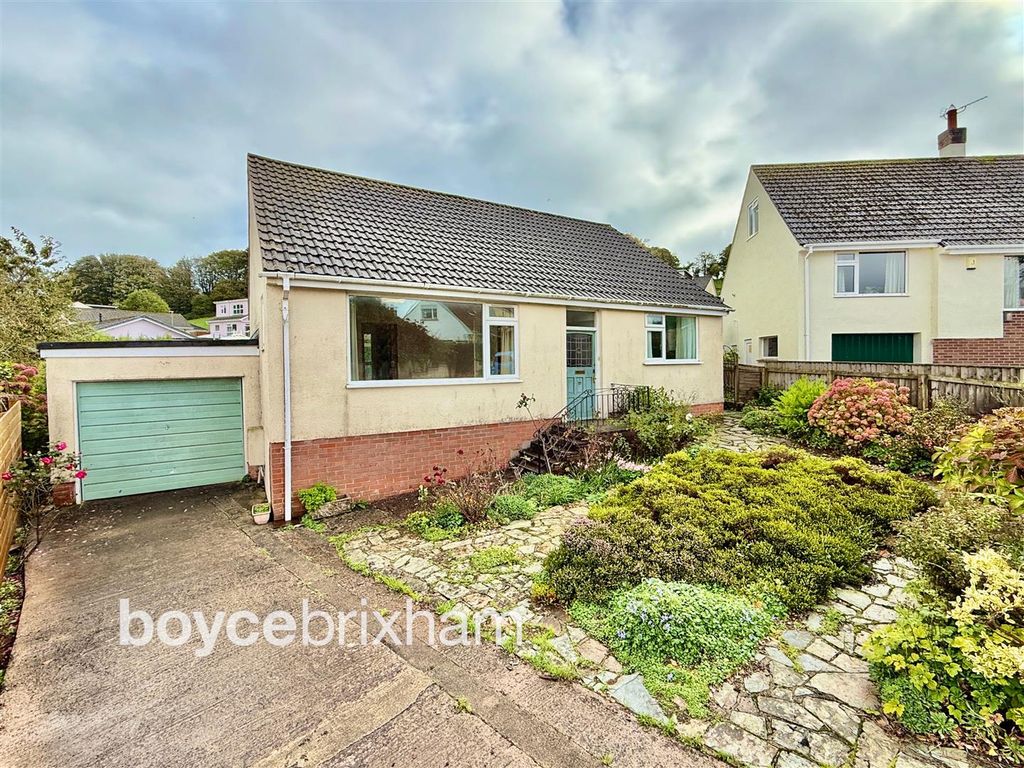 Property photo 1 of 19 Frontwm.Jpg