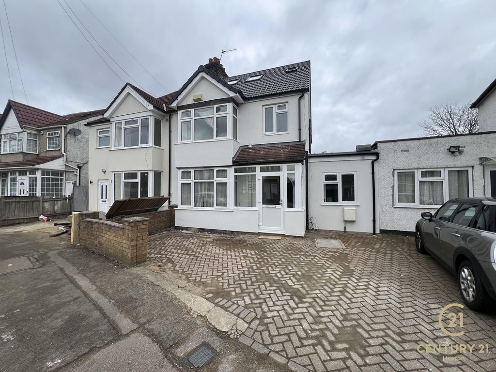 Property photo 1 of 6