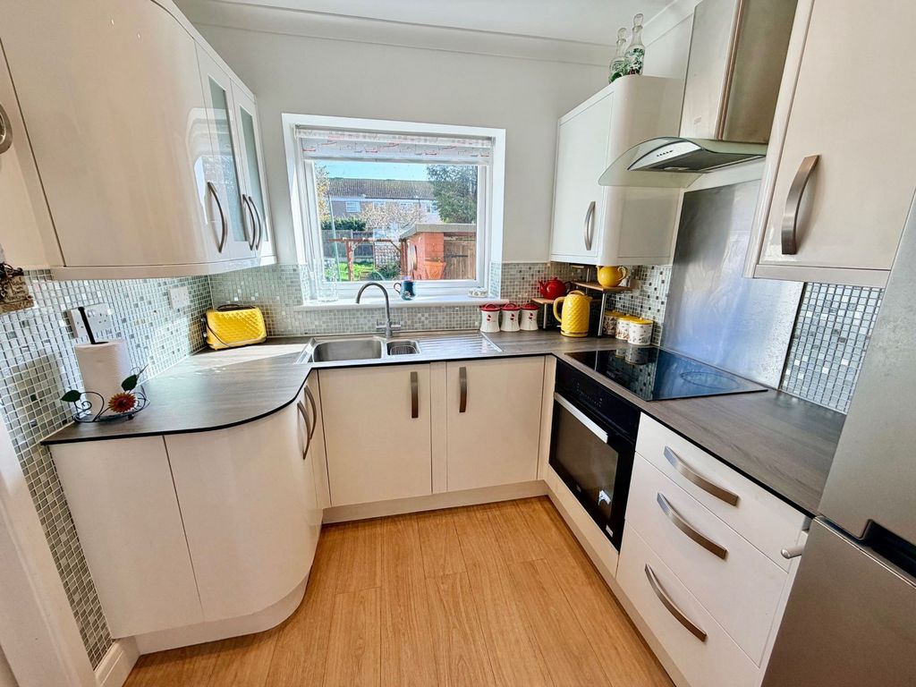 Property photo 3 of 15