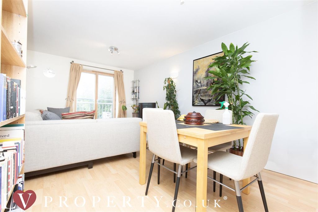 Property photo 3 of 11 N6.Jpg