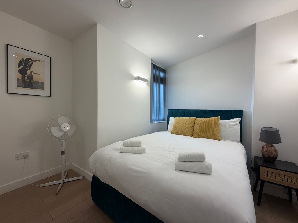 Property photo 3 of 23 Bedroom