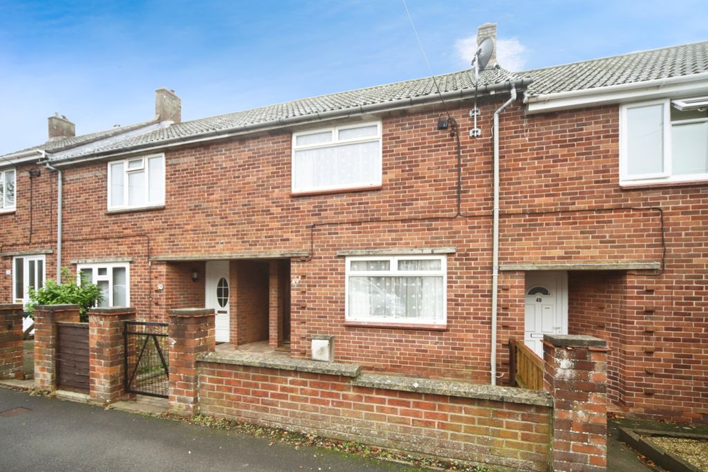 Property photo 1 of 13