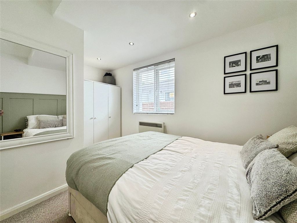 Property photo 2 of 8 Picture No. 02
