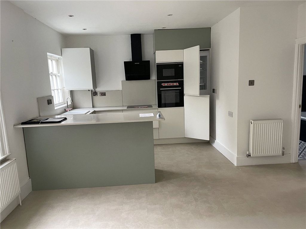 Property photo 3 of 10 Picture No. 38