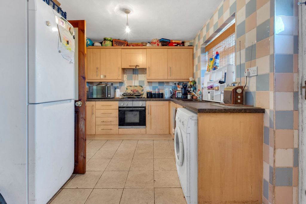 Property photo 3 of 14 4171334