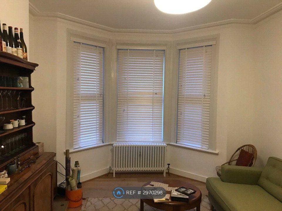 Property photo 2 of 23