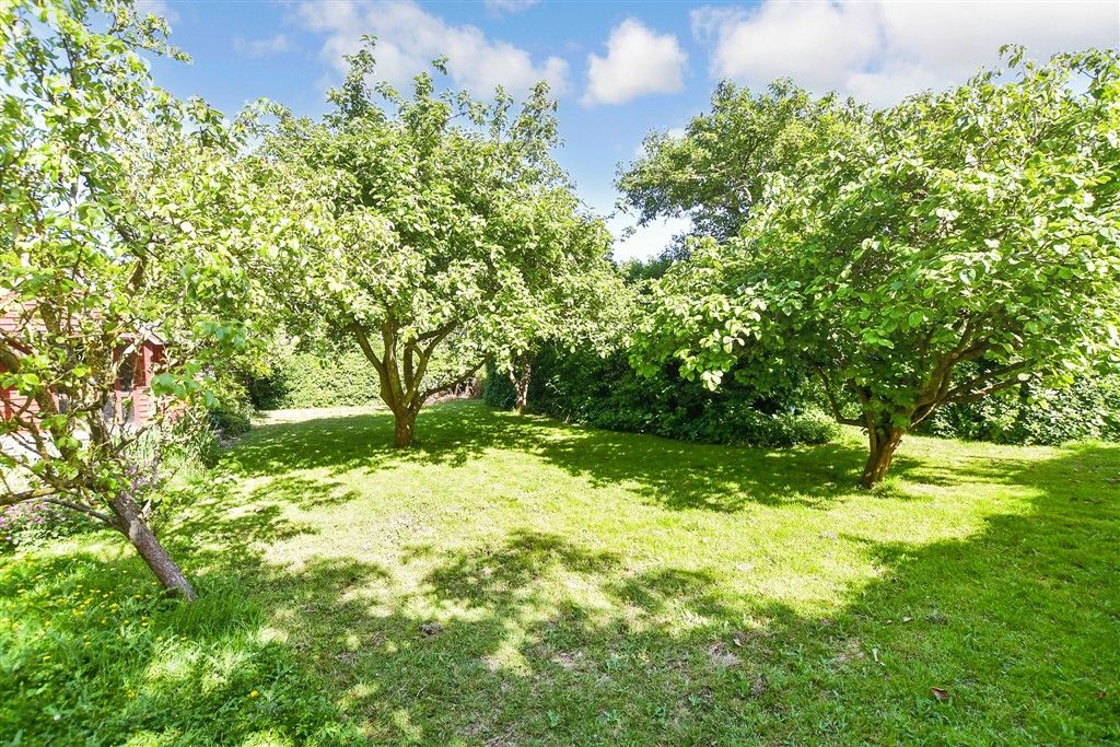 Property photo 2 of 25 Rear Garden