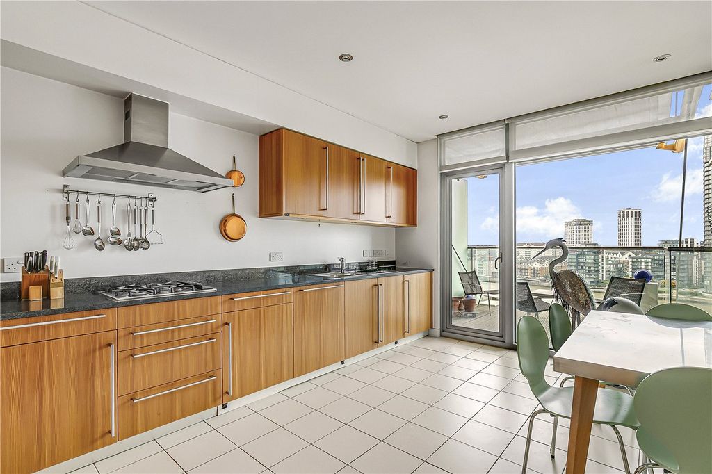 Property photo 3 of 10 Picture No. 08