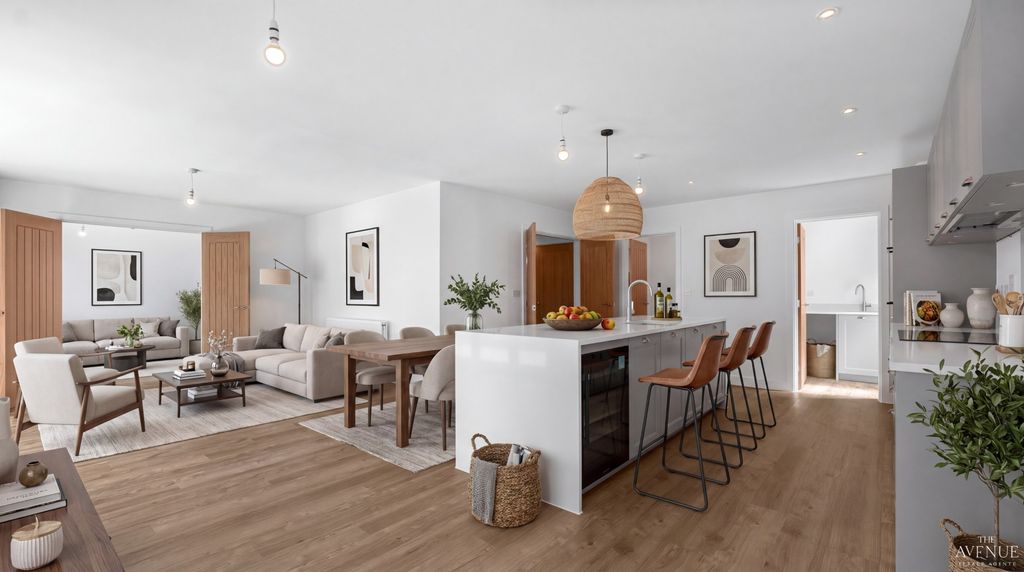 Property photo 1 of 56 5268573