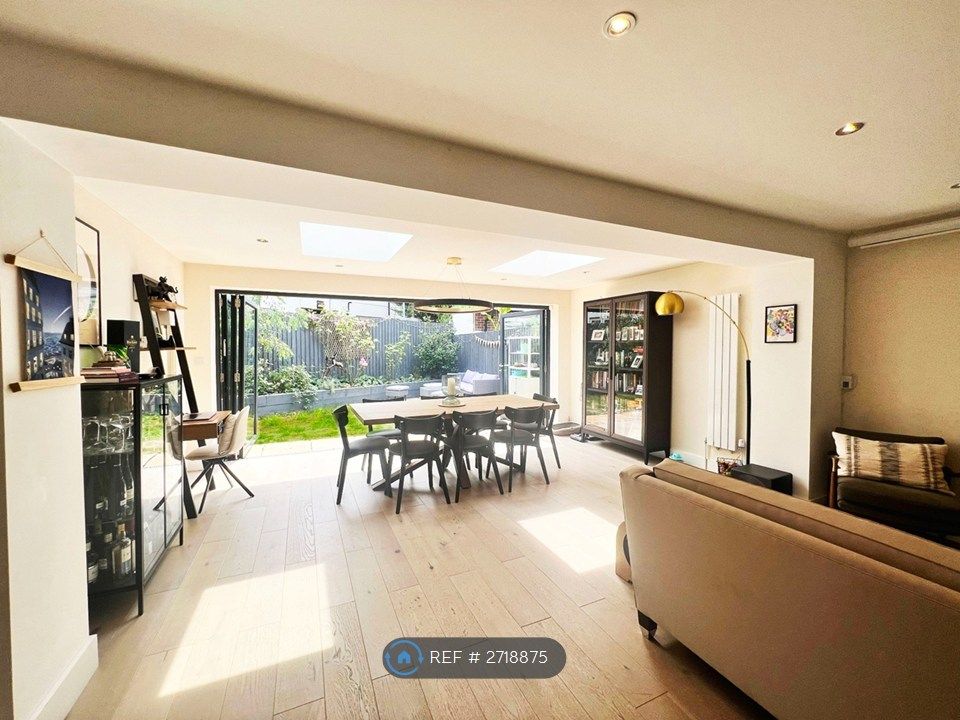 Property photo 3 of 23 Living Area