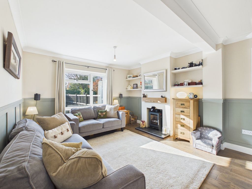 Property photo 3 of 14 Cam01984G0-Pr0565-Still006