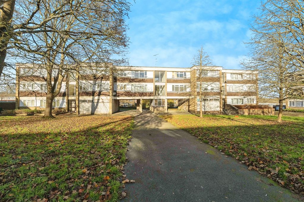 Property photo 1 of 10