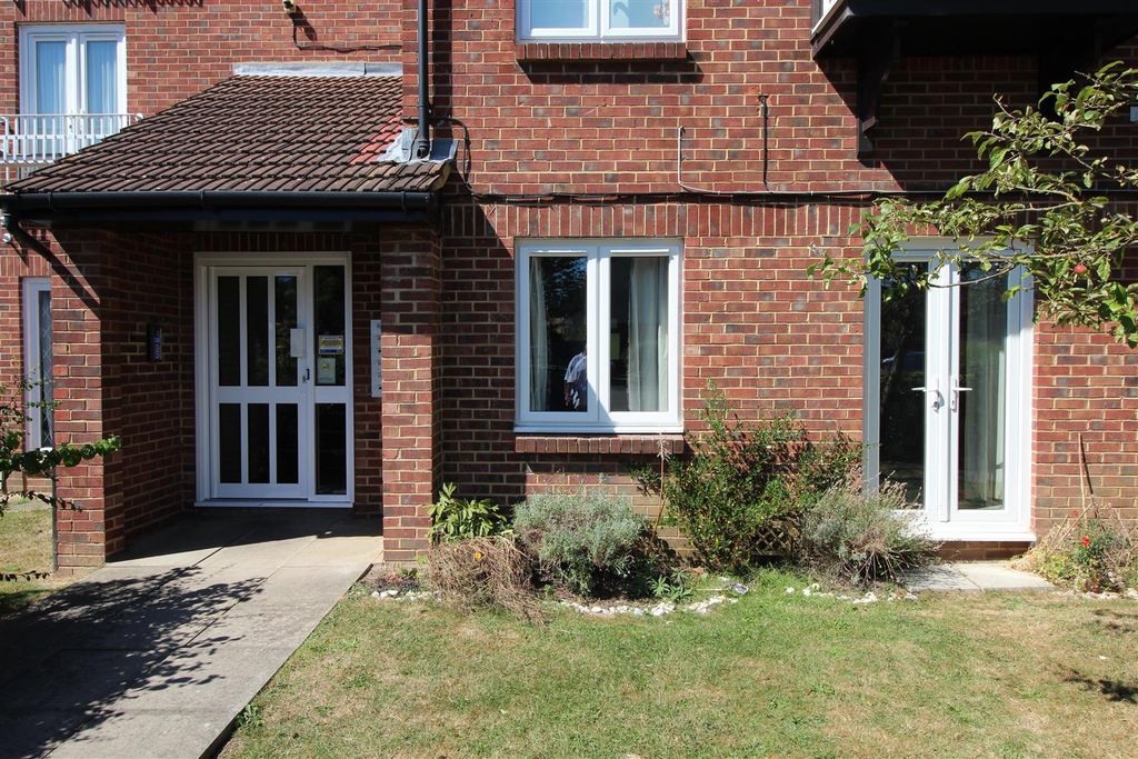 Property photo 2 of 8 Img_0125.Jpg