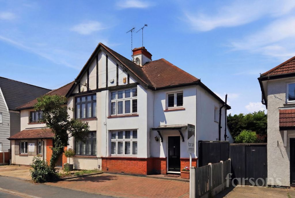 Property photo 1 of 22