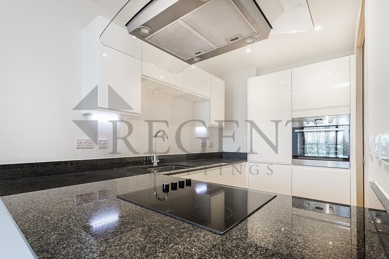 Property photo 3 of 7 Kitchen