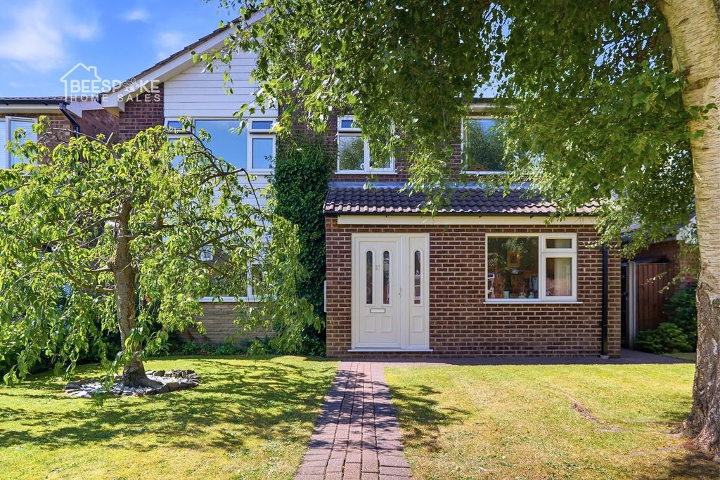 Property photo 1 of 34
