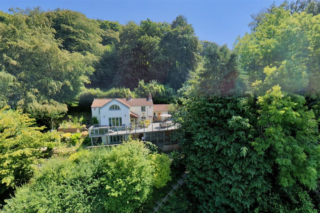 Property photo 1 of 35
