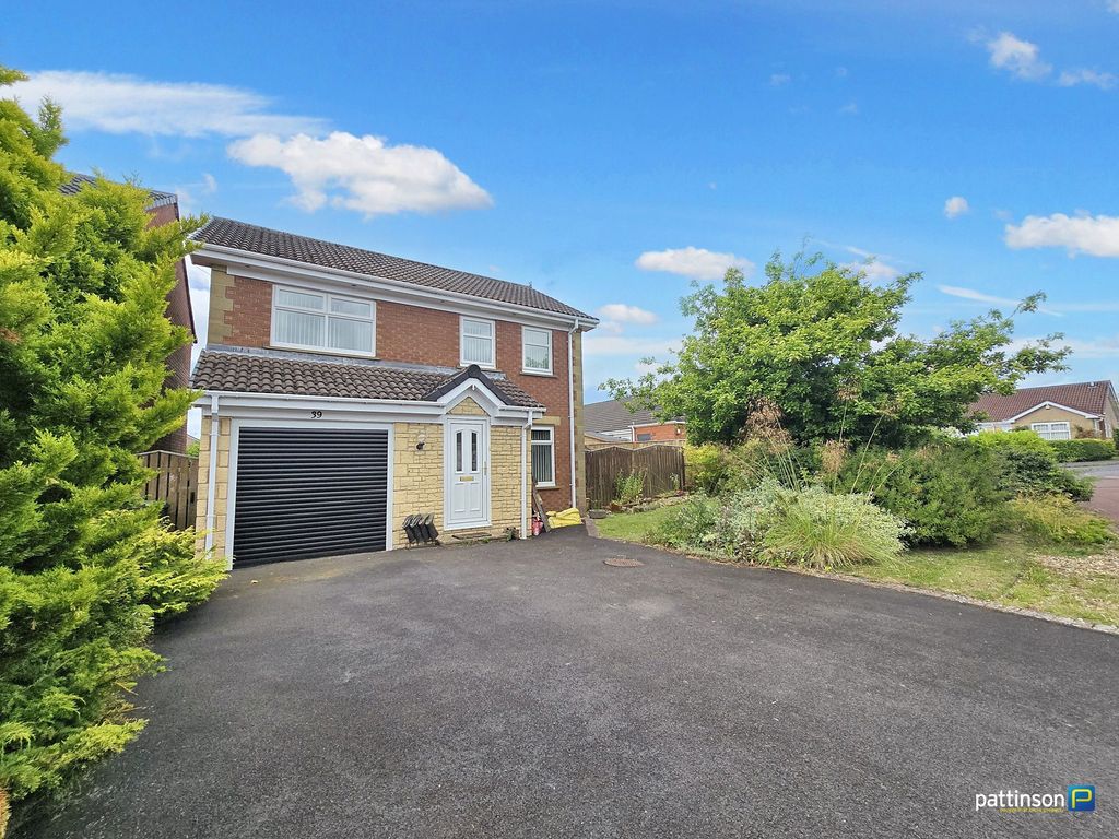 Property photo 1 of 25