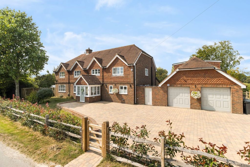 Property photo 1 of 60