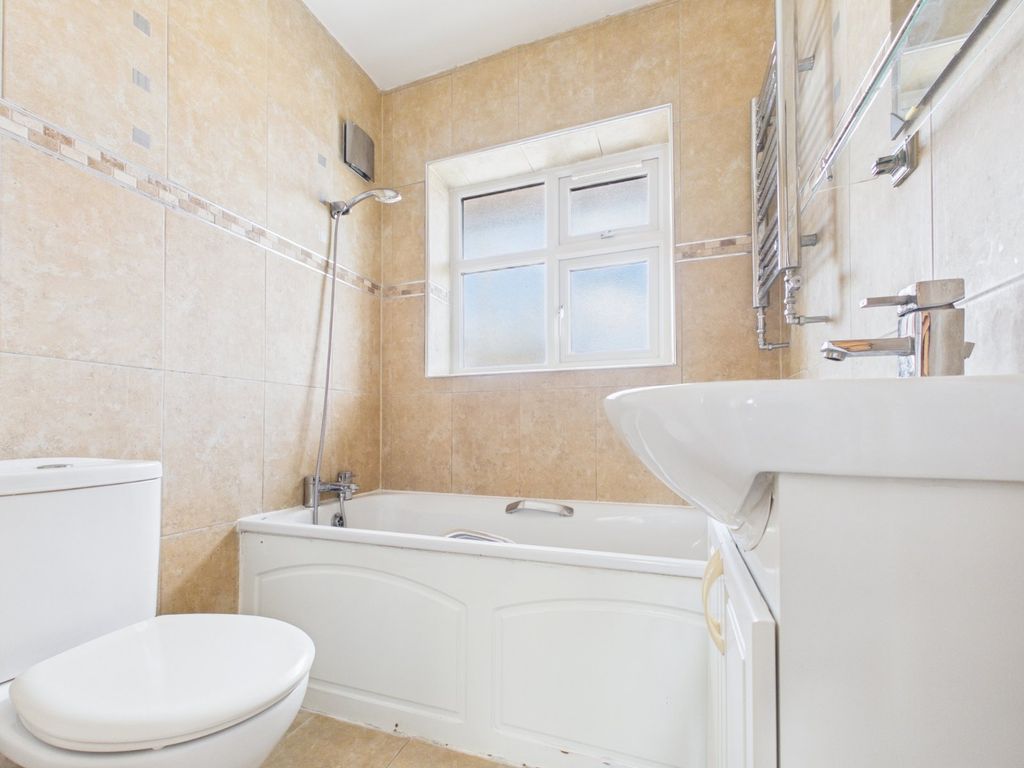 Property photo 3 of 18 Picture No. 40