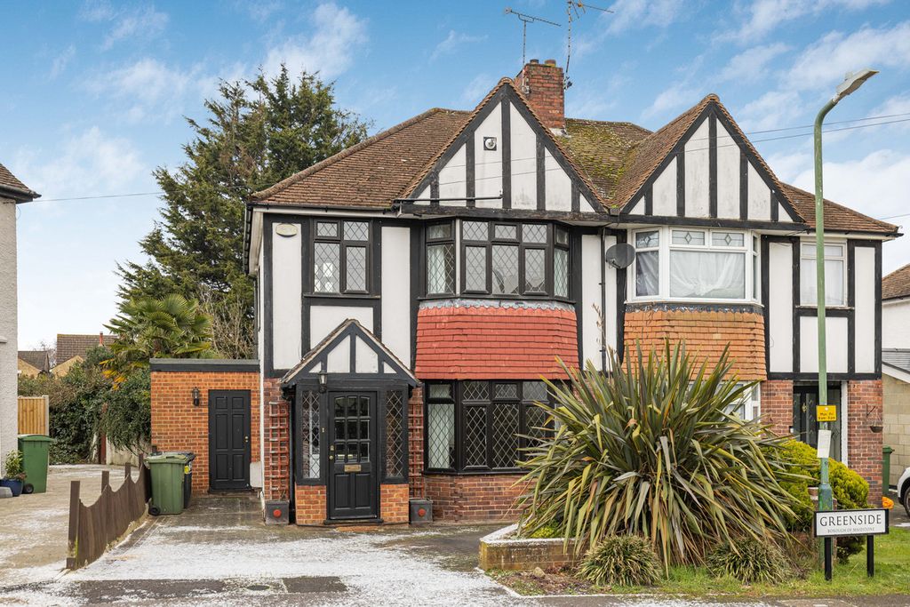 Property photo 1 of 11