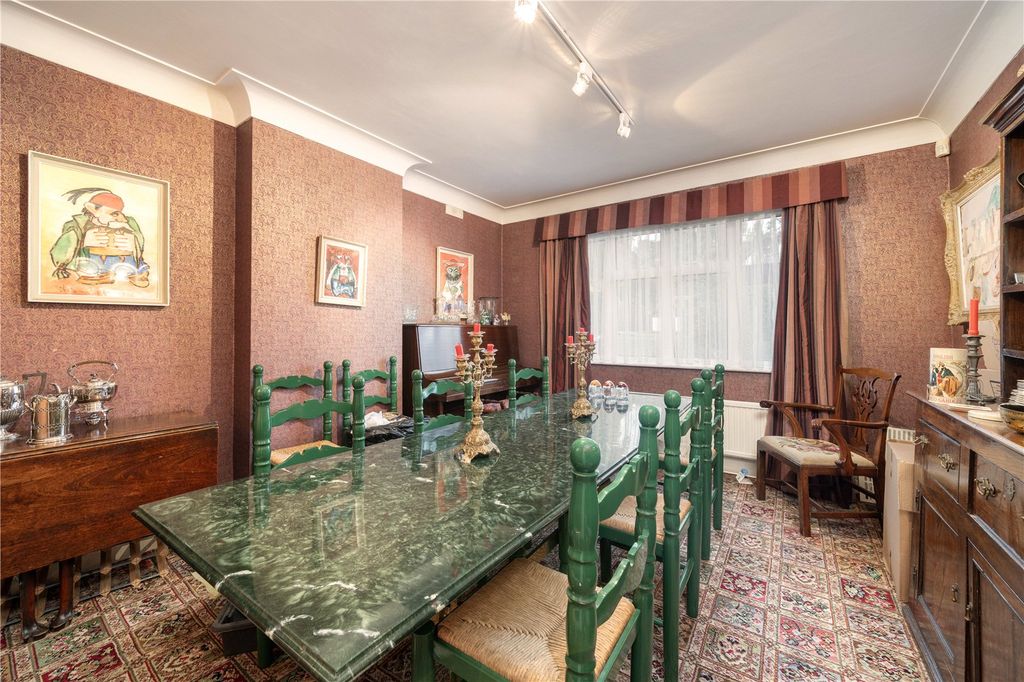 Property photo 2 of 15 Dining Room