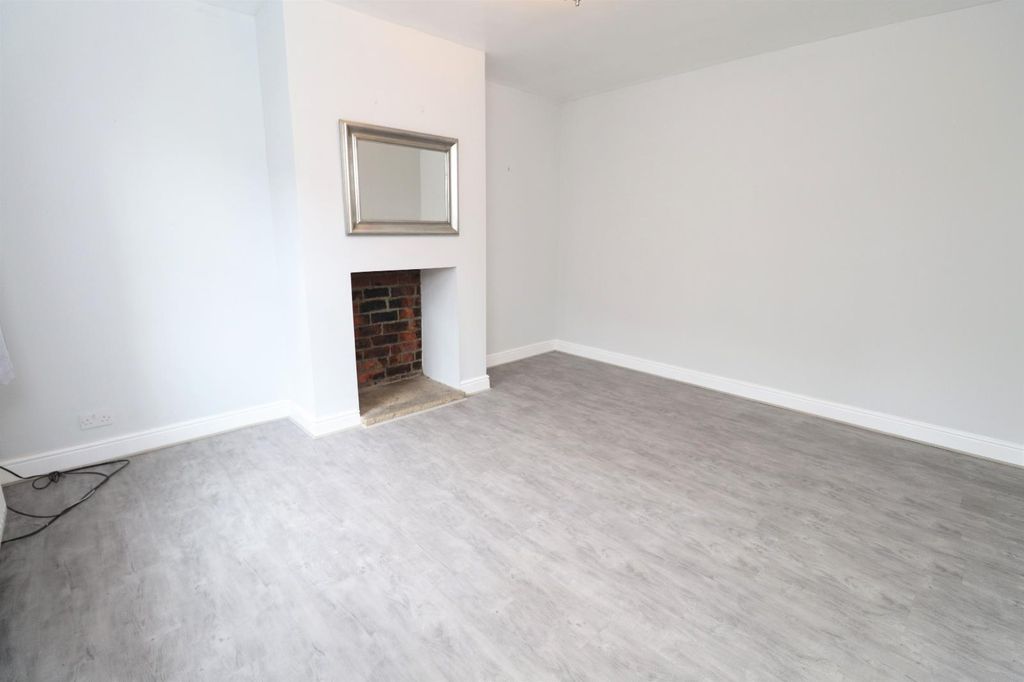 Property photo 3 of 11 0 General