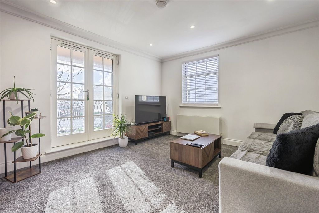 Property photo 3 of 18 Picture No. 18