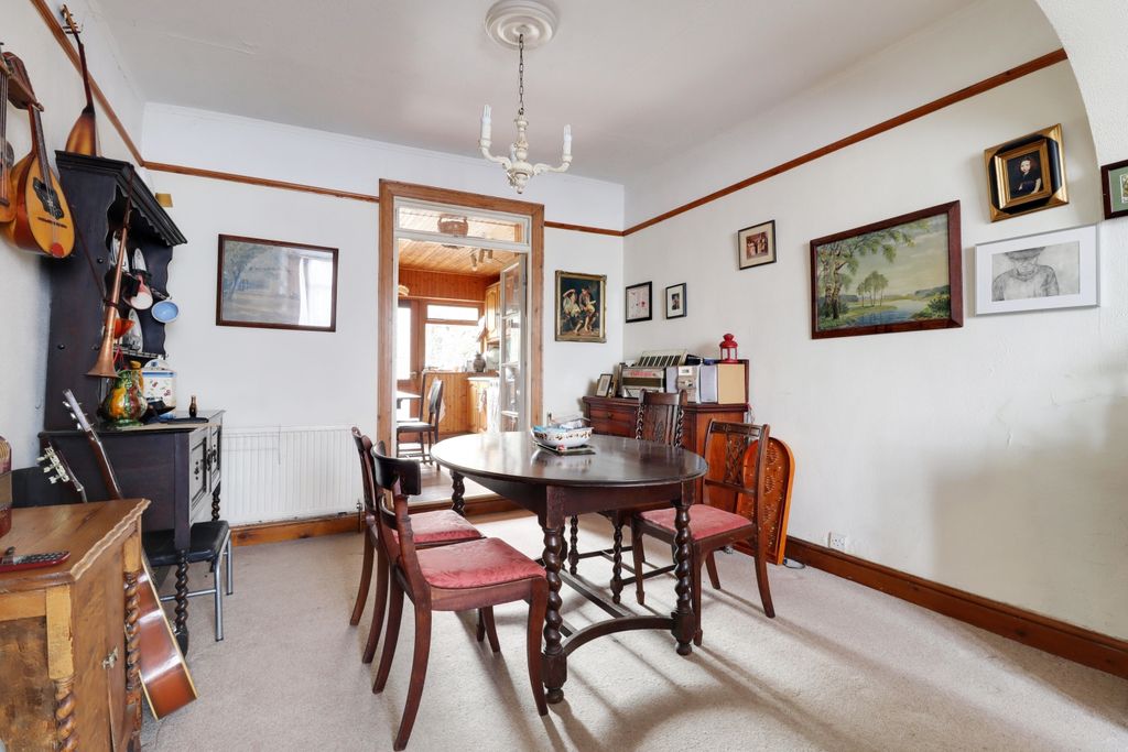 Property photo 3 of 12 Img_5218-Img_5220