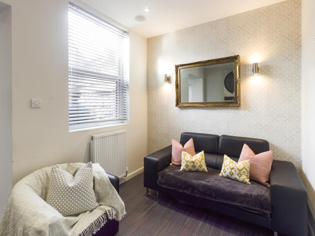 Property photo 3 of 6 Photo 2