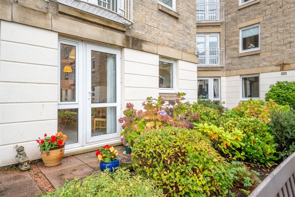 Property photo 2 of 19 Dsc06321-Hdr.Jpg