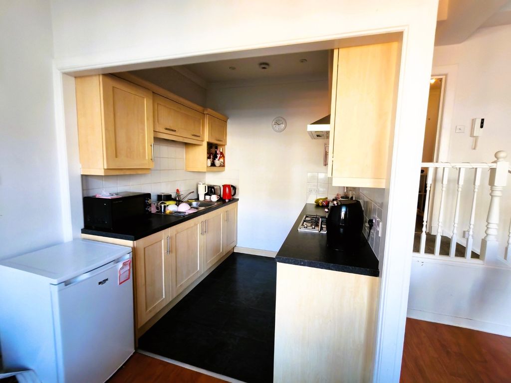 Property photo 3 of 13 Photo 3