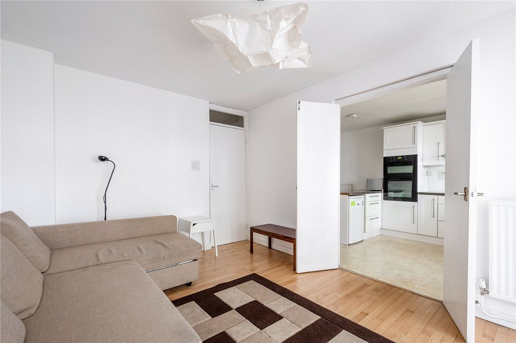 Property photo 2 of 11 Picture No. 08