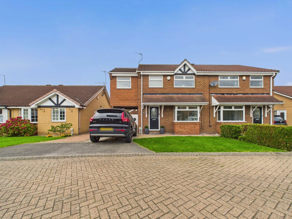 Property photo 1 of 27