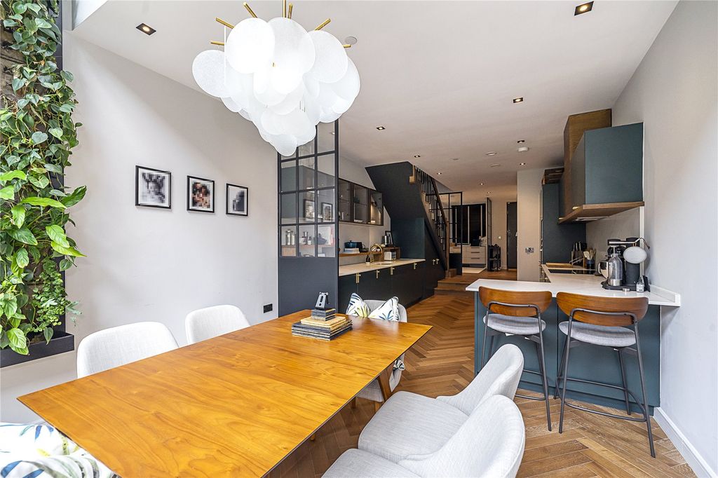 Property photo 2 of 20 Picture No. 22